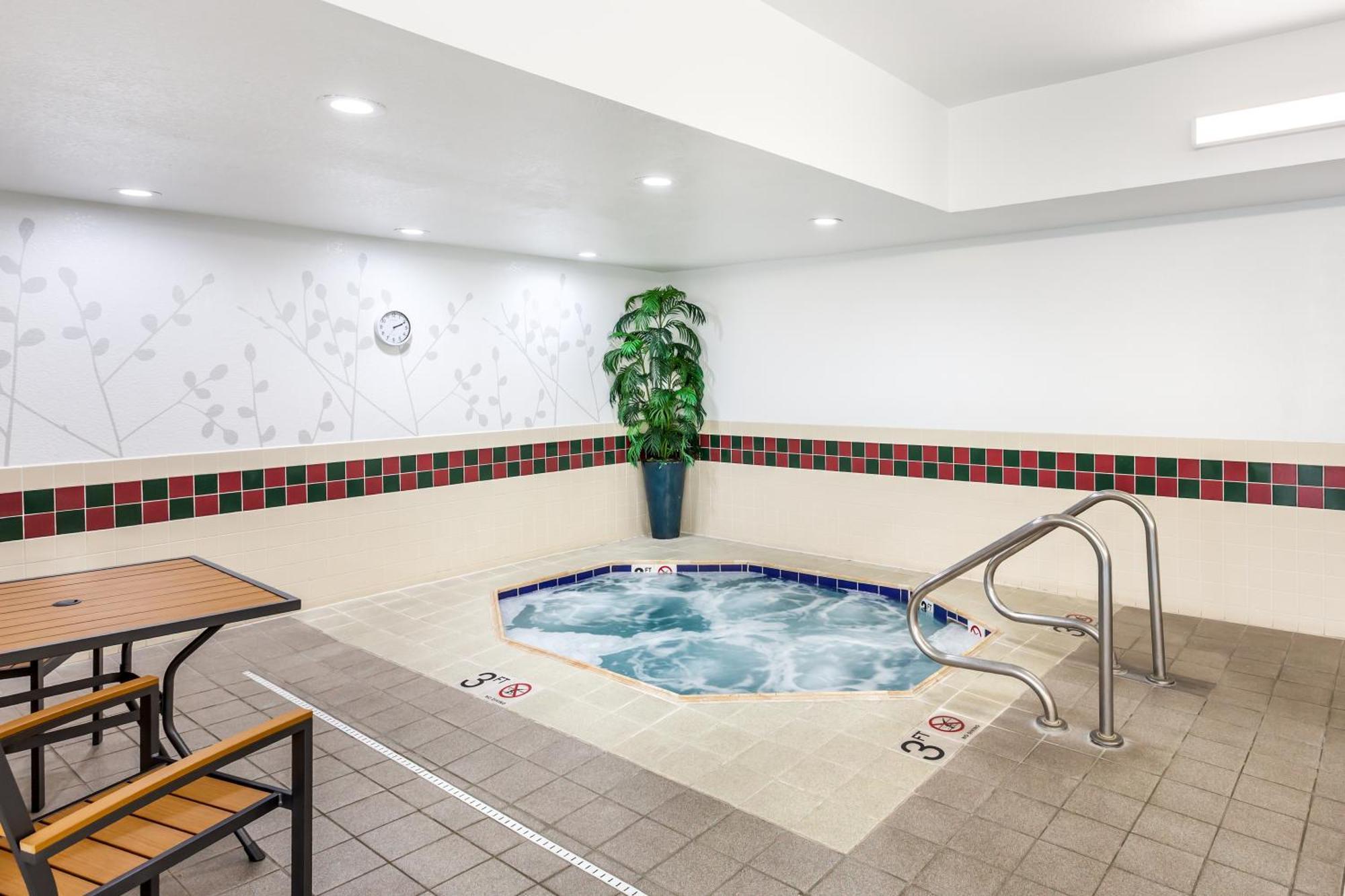 Sleep Inn Missoula Exterior photo